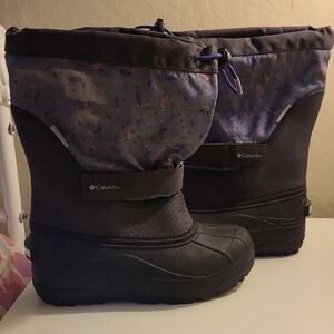 Columbia Black and Gray Snow Boots
